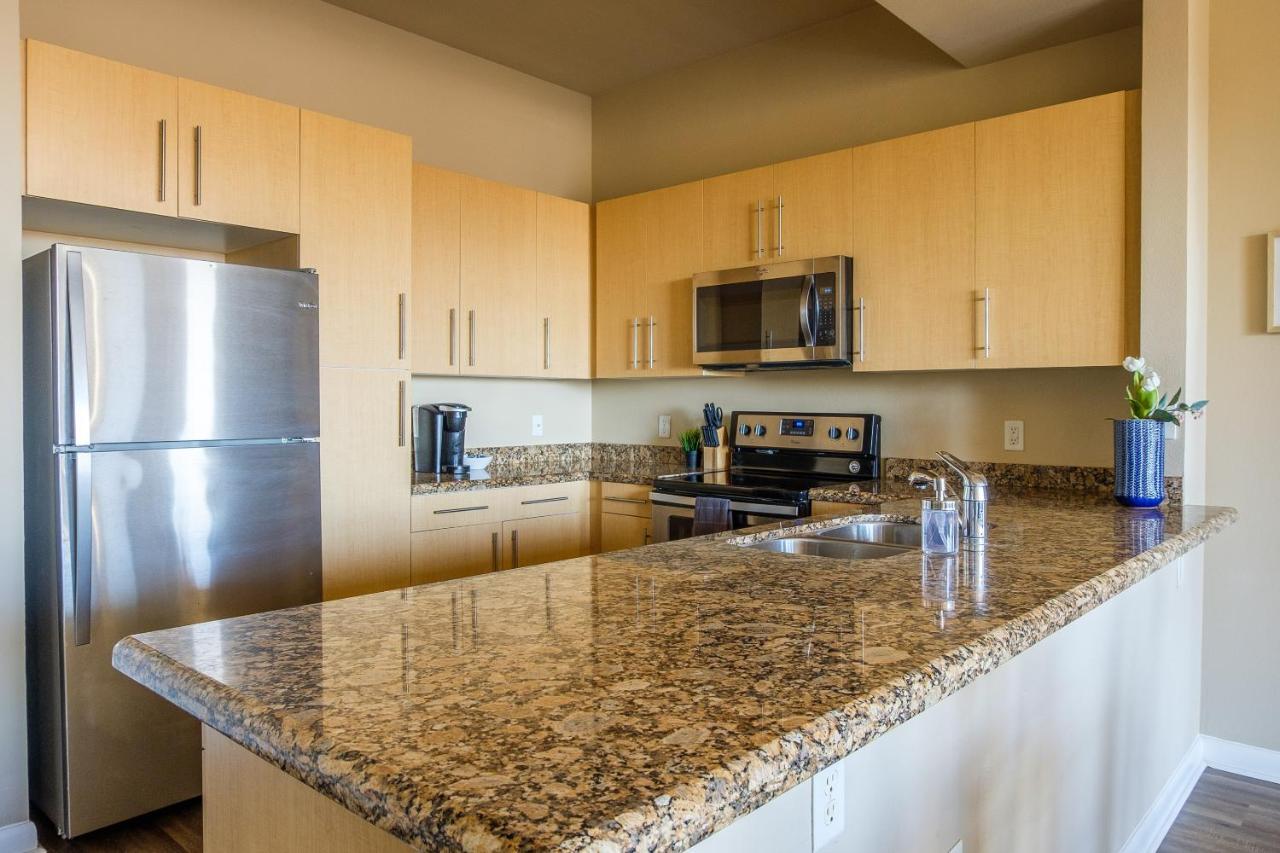 Frontdesk Oakwood Residence Apts Uptown Dallas Eksteriør bilde