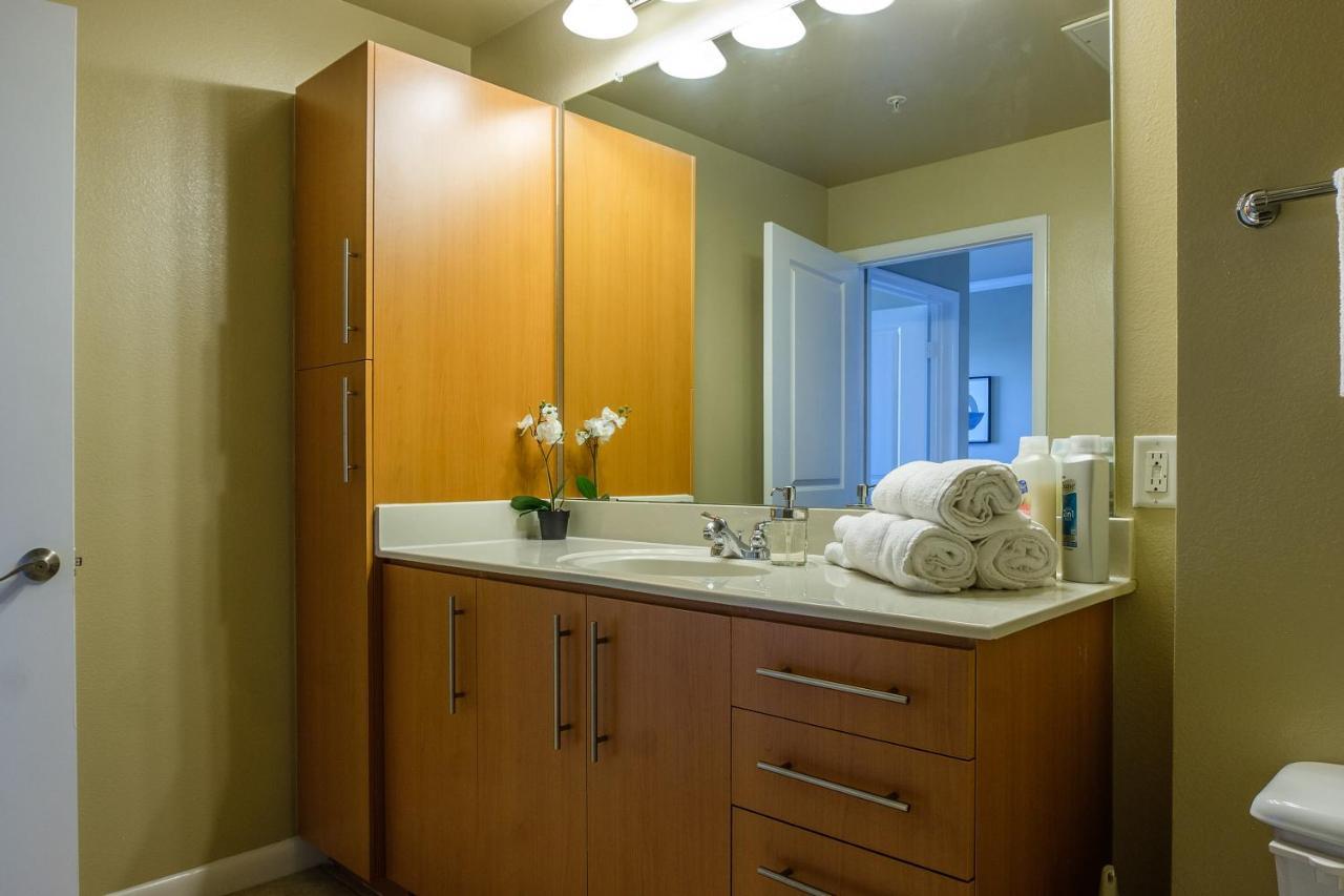 Frontdesk Oakwood Residence Apts Uptown Dallas Eksteriør bilde