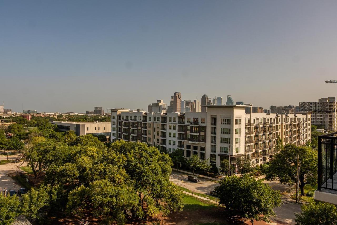 Frontdesk Oakwood Residence Apts Uptown Dallas Eksteriør bilde